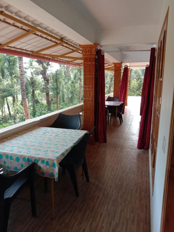 Shivalaya Homestay Madikeri Dış mekan fotoğraf