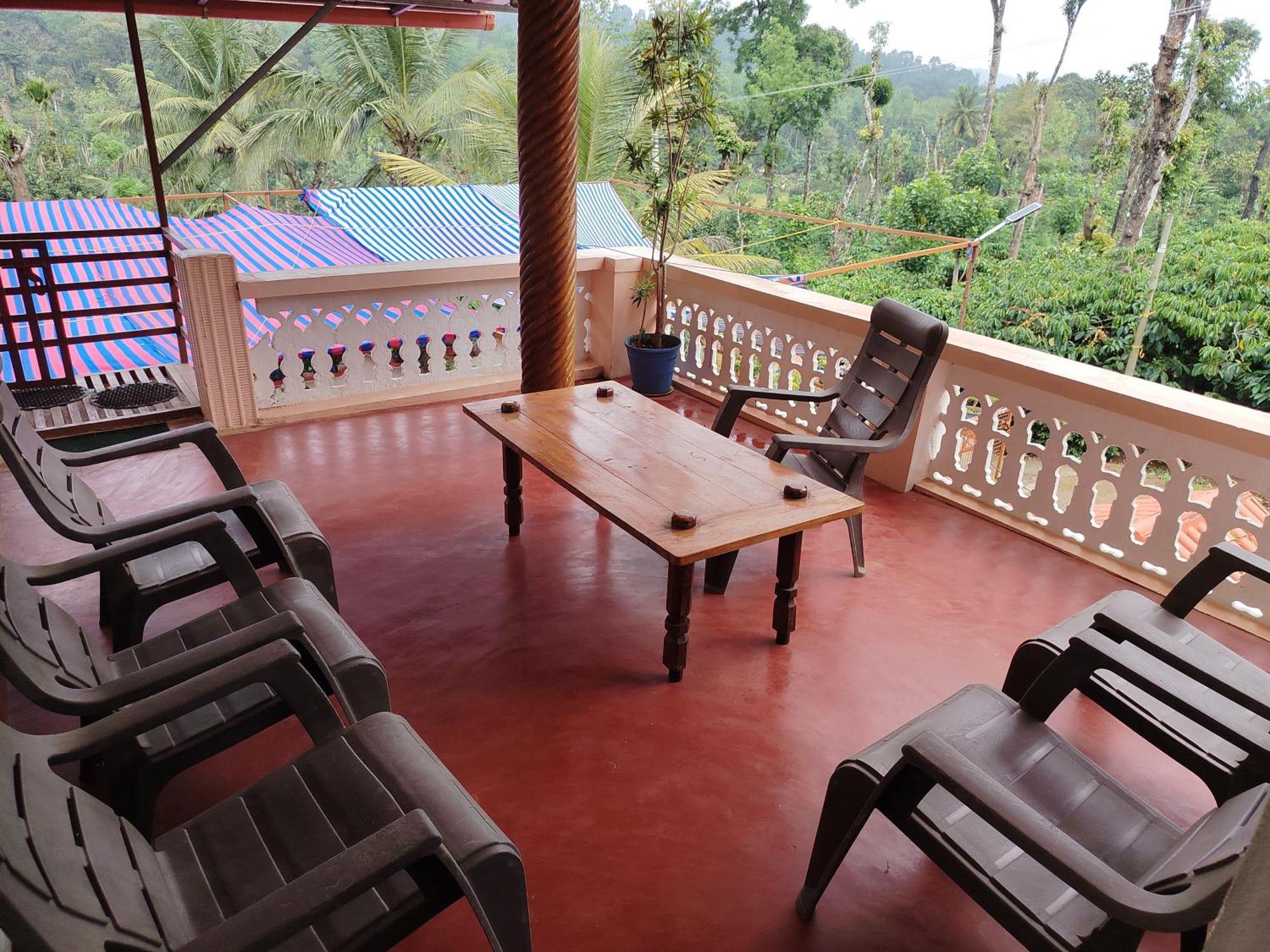 Shivalaya Homestay Madikeri Dış mekan fotoğraf